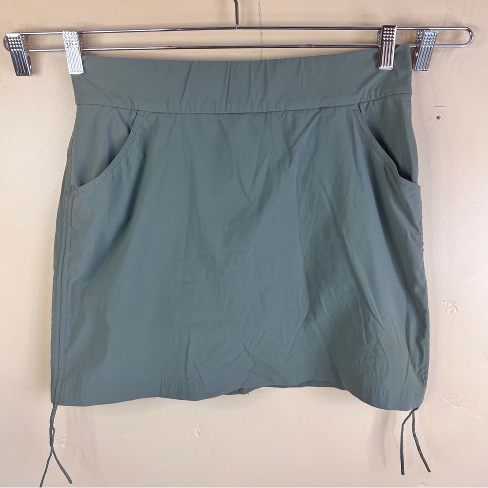 Columbia Womens Active Outdoor‎ Skort Olive Green Size Large Lined Pockets